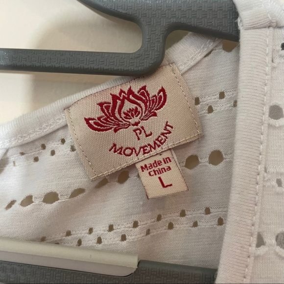 PL Movement Women's Petite Large White Eyelet Tank Top‎ - Picture 6 of 8